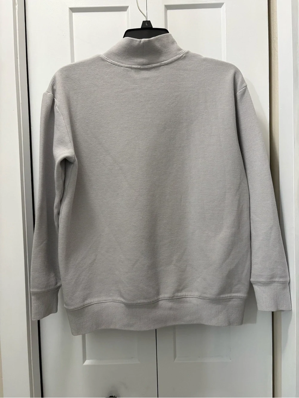 Lands End women’s Light Gray Mock Neck cabincore Sweater size Small